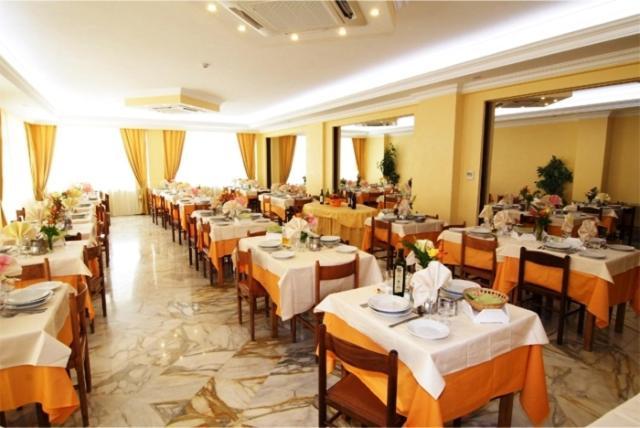 Hotel Sud America Fiuggi Bagian luar foto