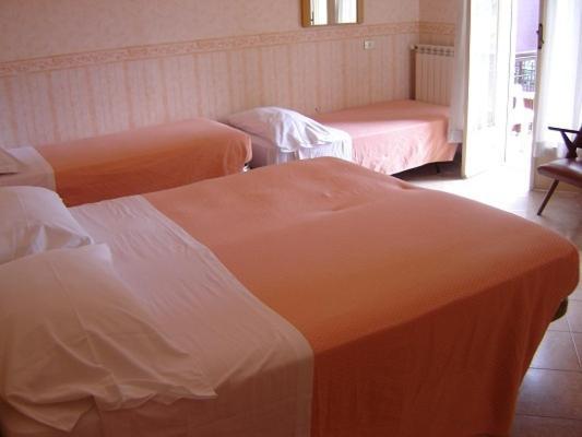 Hotel Sud America Fiuggi Ruang foto