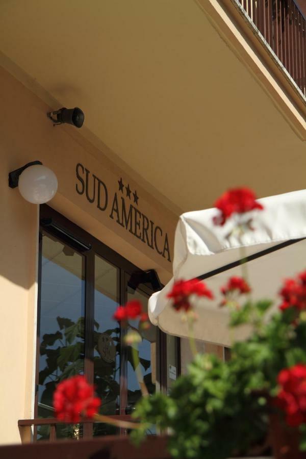 Hotel Sud America Fiuggi Bagian luar foto